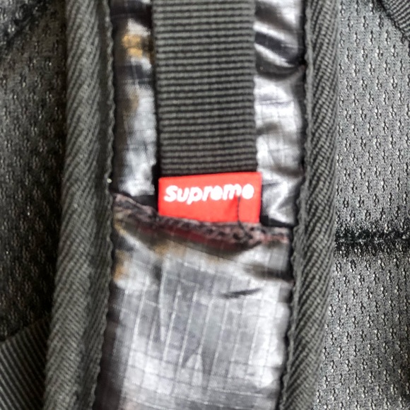 ♥️Supreme Black Backpack ♥️ - Picture 5 of 11